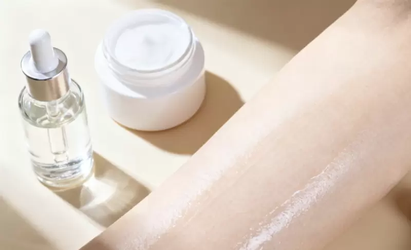 Nicotinamide in Cosmetics: Driving a New Era of Well-Aging Skincare Nicotinamide in Cosmetics: Driving a New Era of Well-Aging Skincare